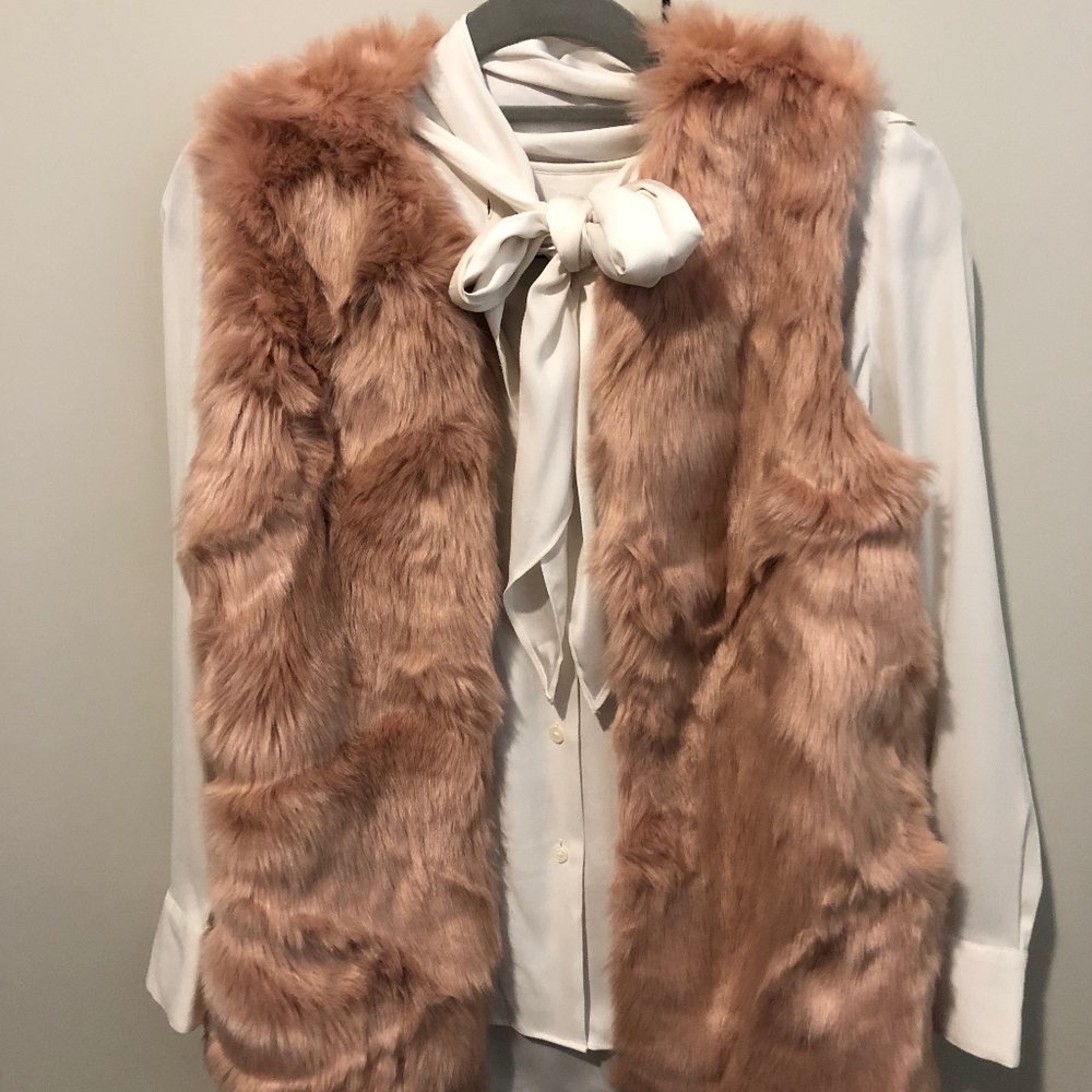 Fur vest